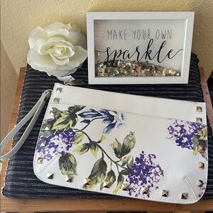 White House Back Market floral studded wristlet clutch